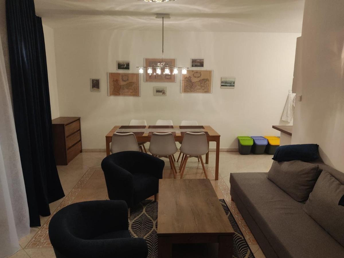 Appartamento Gieldowa 8 *