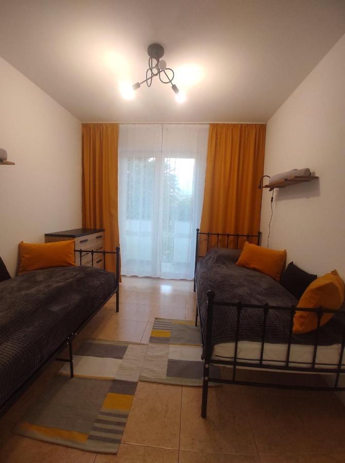 Gieldowa 8 Appartamento *
